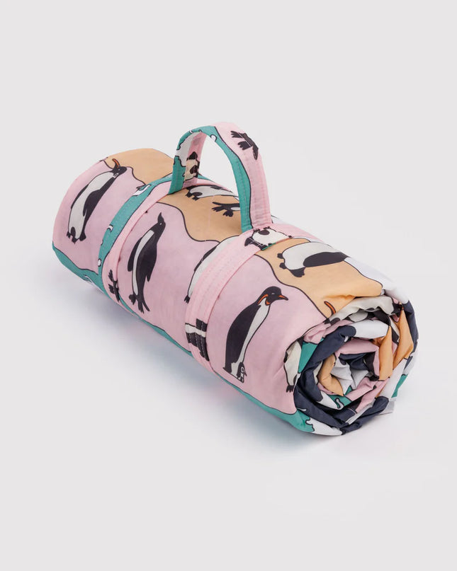 BAGGU Puffy Picnic Blanket - Penguin