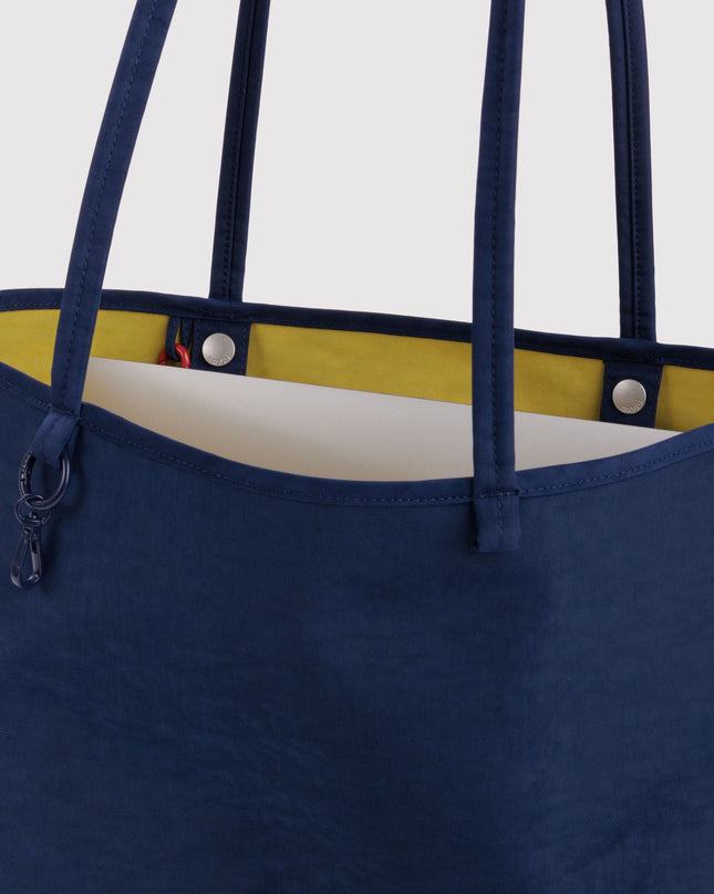BAGGU MEDIUM NYLON REVERSIBLE TOTE - NAVY MIX