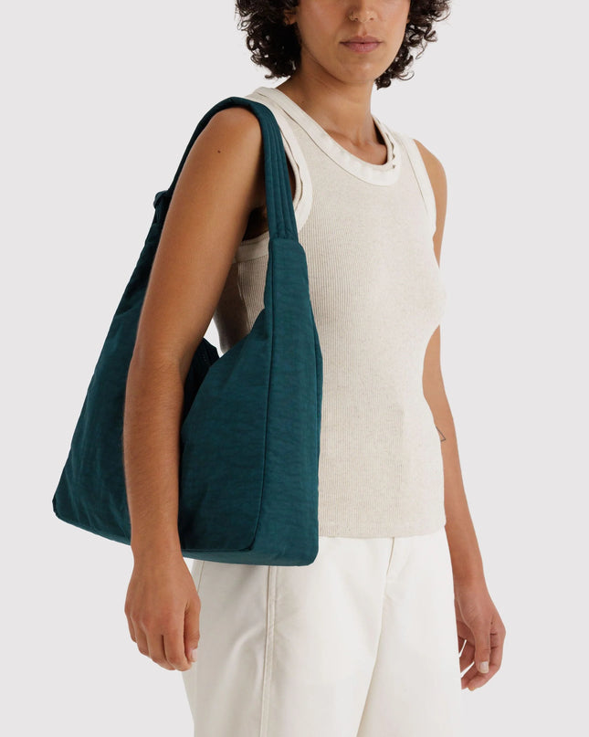BAGGU NYLON SHOULDER BAG - DEEP SEA