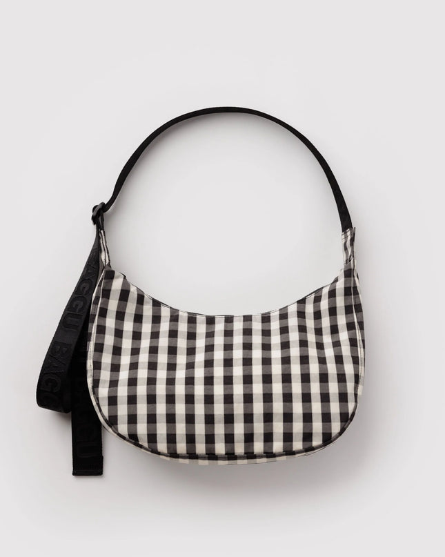 BAGGU MEDIUM NYLON CRESCENT BAG - BLACK AND CREAM GINGHAM