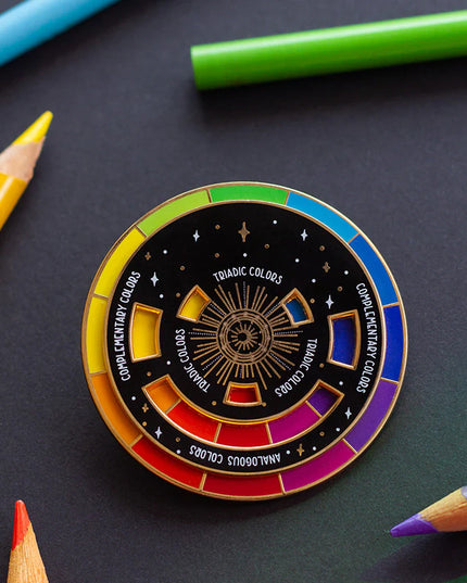 The Original Color Wheel© Interactive Spinner Enamel Keychain (Black/Gold)