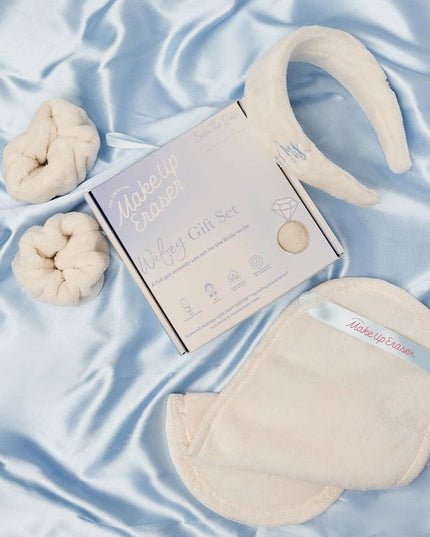 The Original MakeUp Eraser Wifey 4pc Gift Set